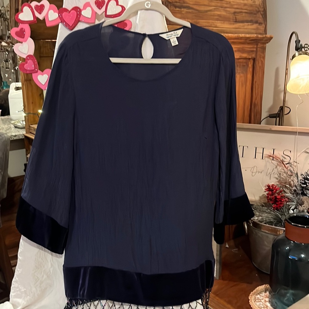 Navy simply embellished tunic by Krazy Kat size large